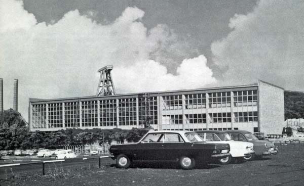 1966: Inbetriebnahme Ausbildungszentrum